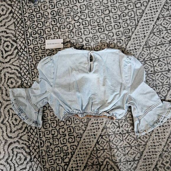 3/$15 WeWoreWhat Cropped Denim Top Size XS in Light Wash Denim - Picture 6 of 6